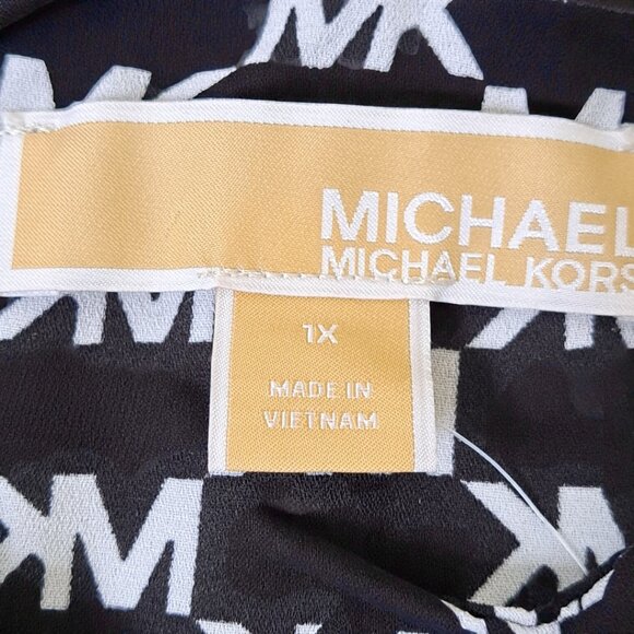 Michael Kors Size 1X, ¾ Sleeve Black & White Logo Top NWT - Picture 9 of 15